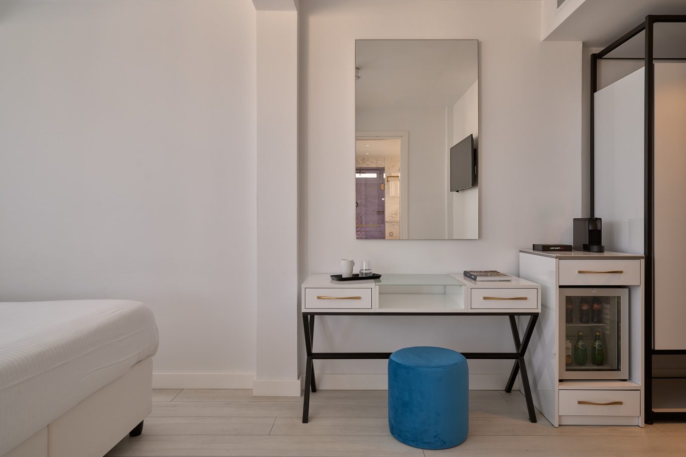 Napa Suites_SBouzoukas_Web size_91